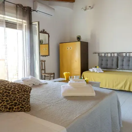 Marisicilia Bed & Breakfast *